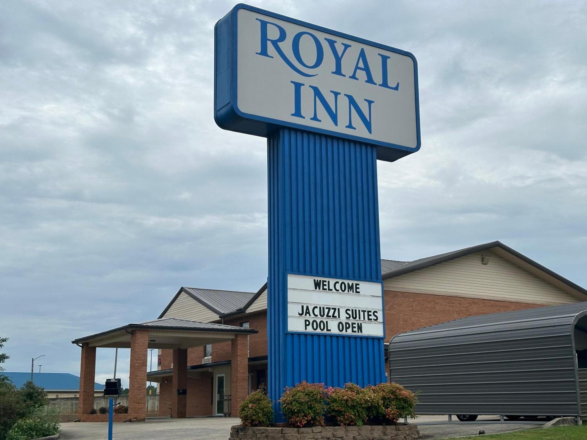 Royal Inn - Anniston Exterior photo